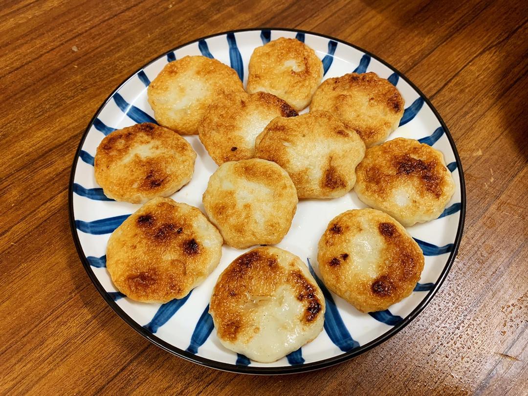 香煎墨鱼饼