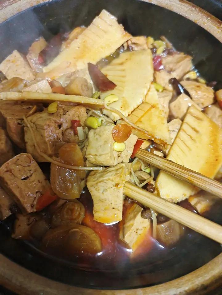 臭大元烧豆芽
