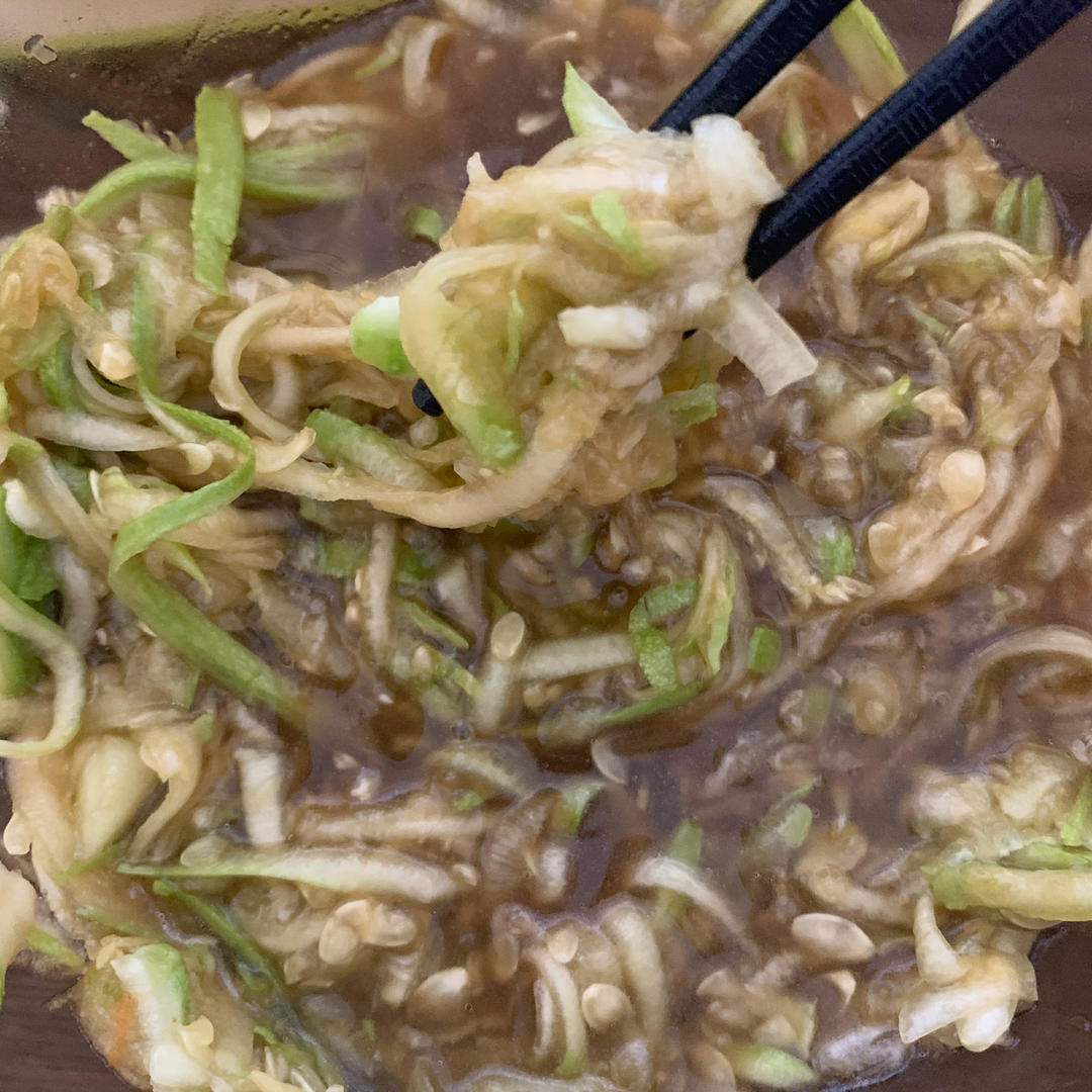 一定要试试的清新爽口凉拌西葫芦