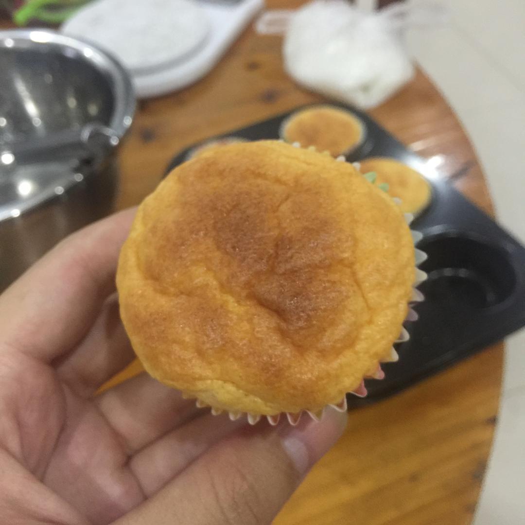 肉松拔丝小蛋糕
