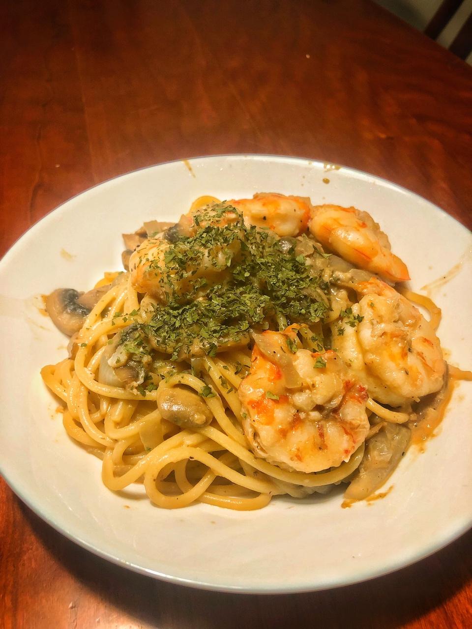 虎虾蘑菇意面的做法