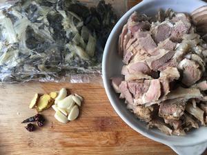 泗阳酸菜羊肉的做法 步骤1