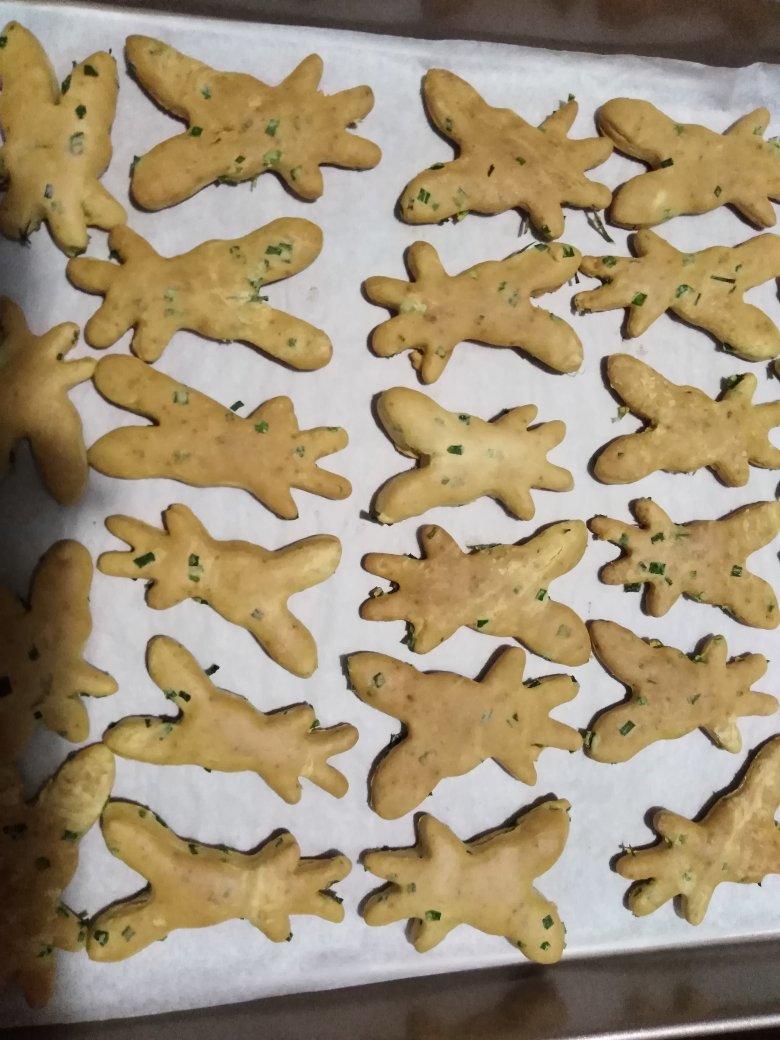 无糖少油咸香葱油饼——不喜甜食宝爸的最爱&葱香小苏(梳)打饼干