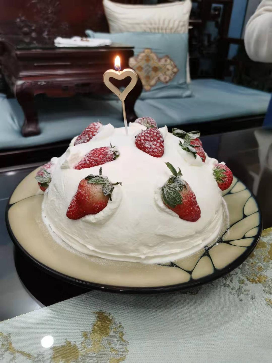 草莓🍓炸弹蛋糕