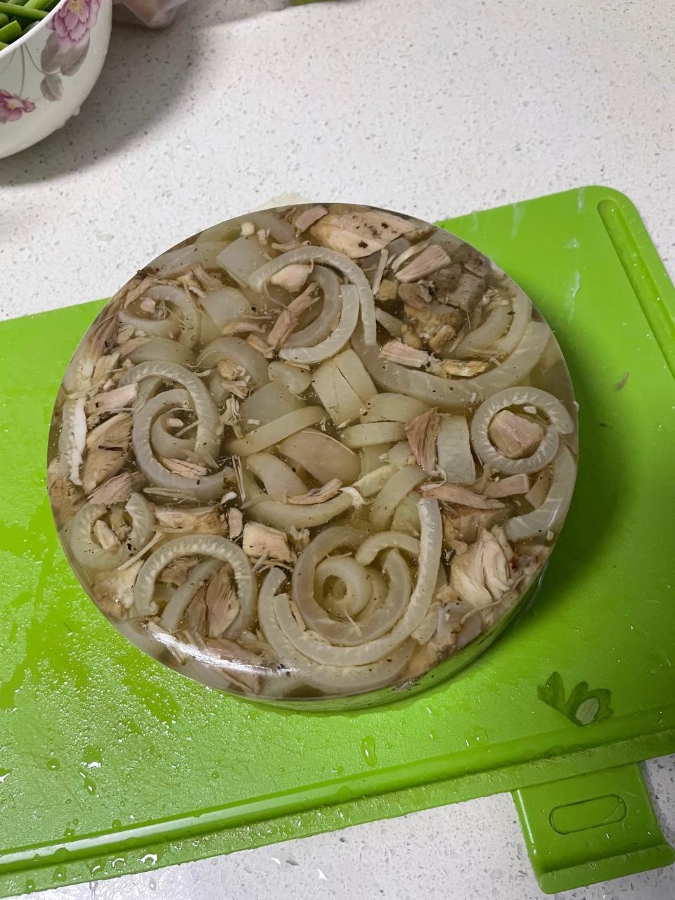 Q弹透明像琥珀一样的猪皮冻的做法