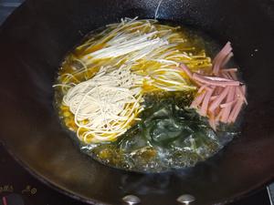 金针海带豆皮汤-下厨房酸汤肥牛调料的做法 步骤8