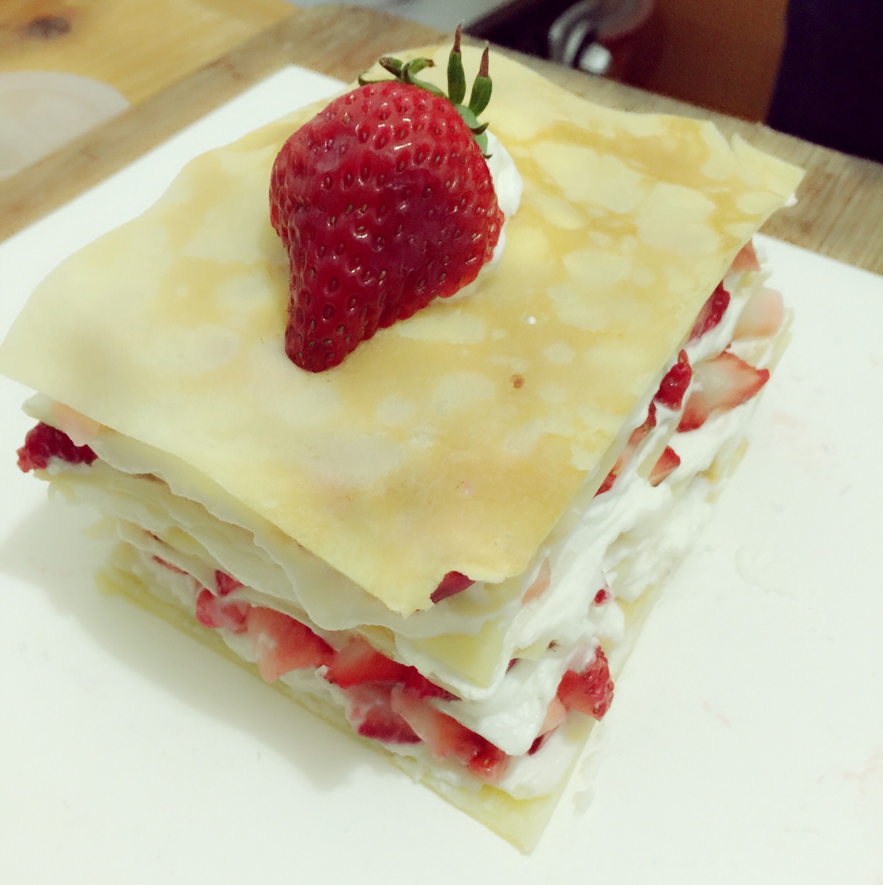 草莓千层蛋糕