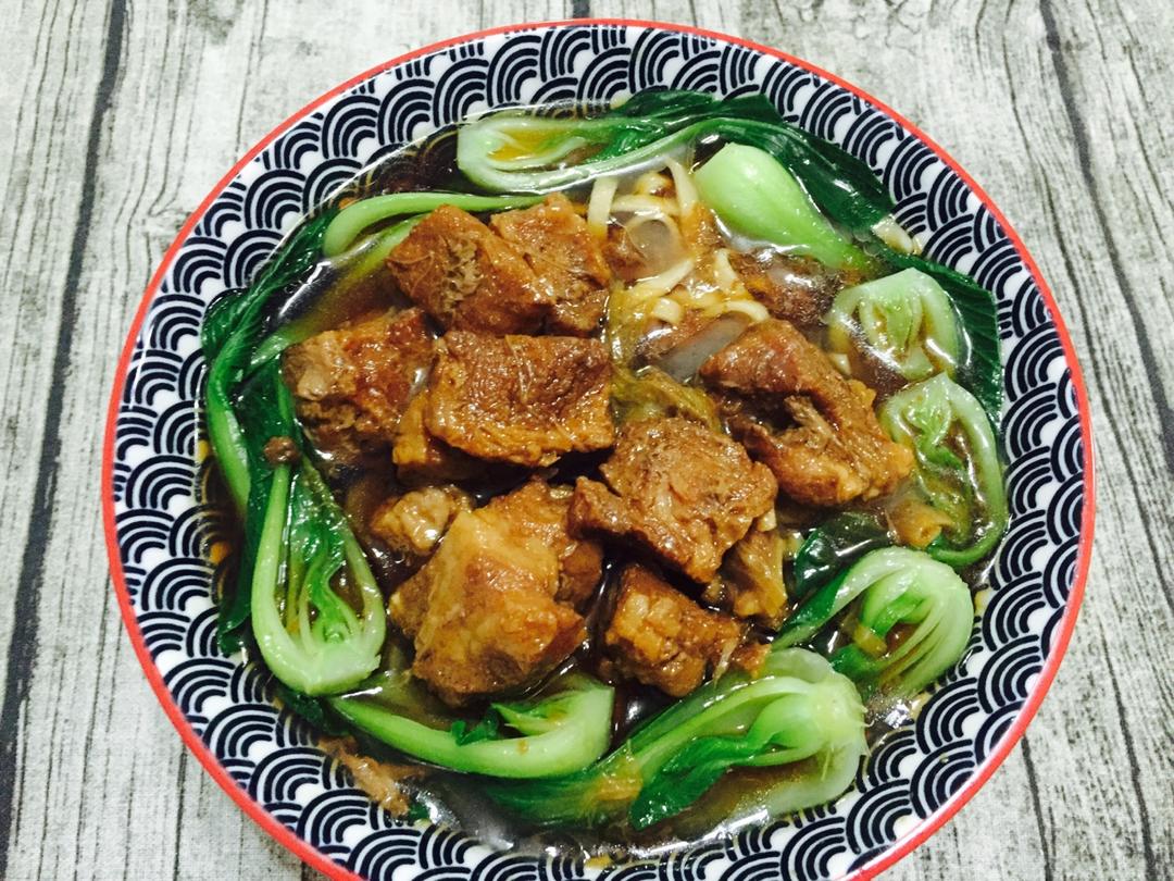 堂妈小厨——秘制牛肉面