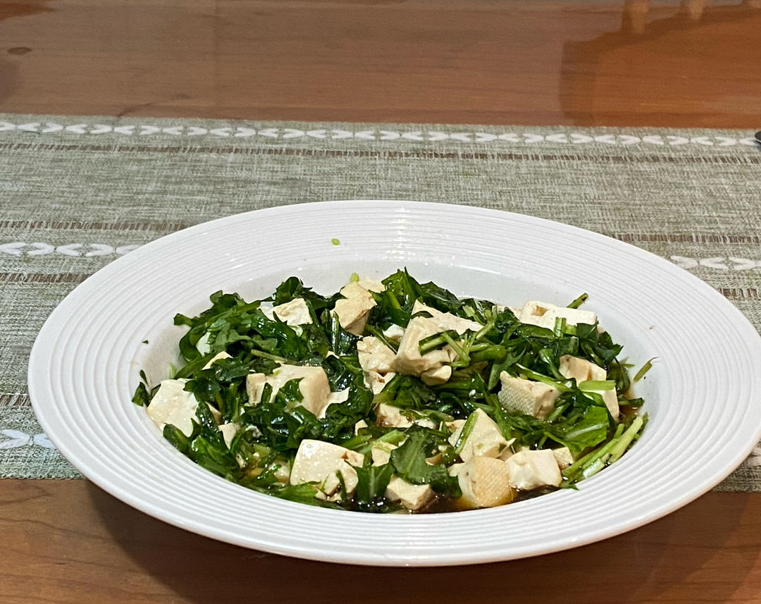 芝麻菜拌豆腐