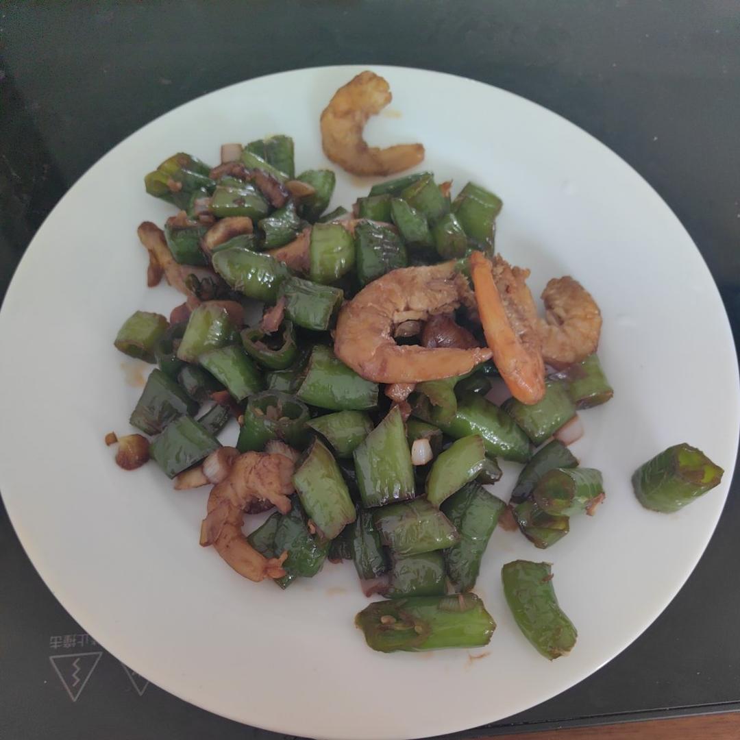 青椒炒干虾