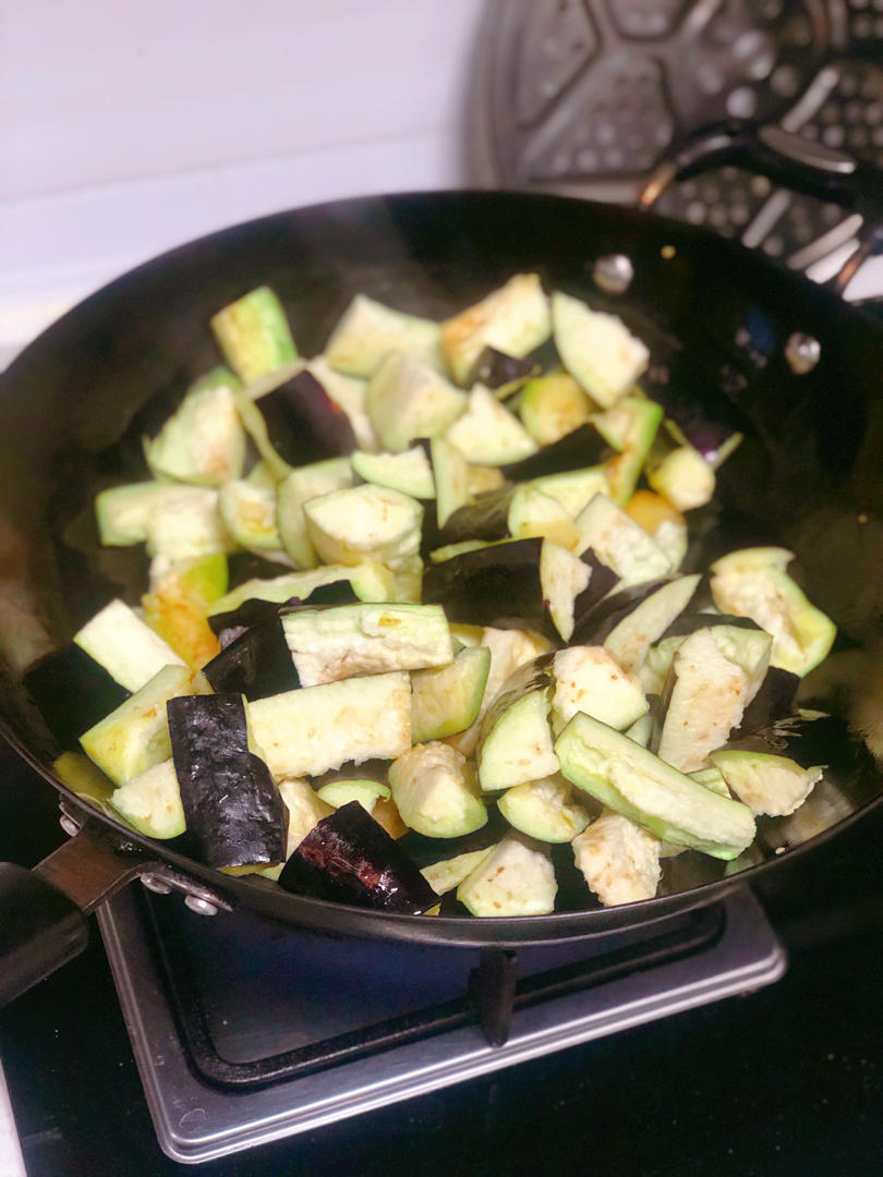 下饭神菜 酱爆茄子