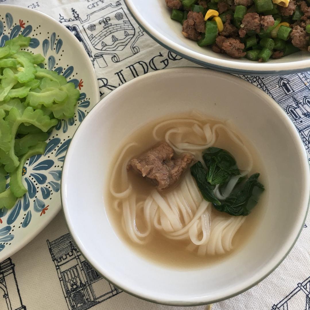 越南牛肉汤粉