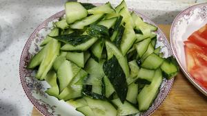 家常菜~炒黄瓜的做法 步骤5