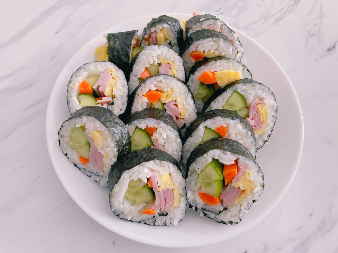 今天吃啥米做的紫菜包饭