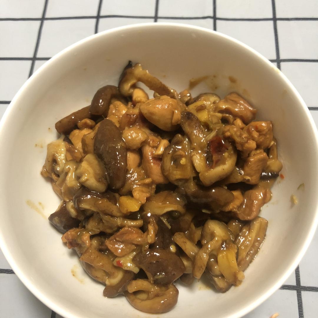 小鸡炖蘑菇