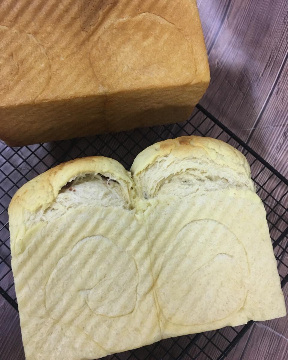 菠萝奶酥吐司