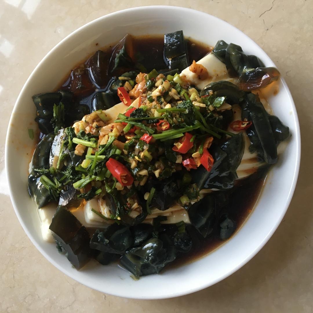 【最佳CP～】凉拌皮蛋豆腐✨