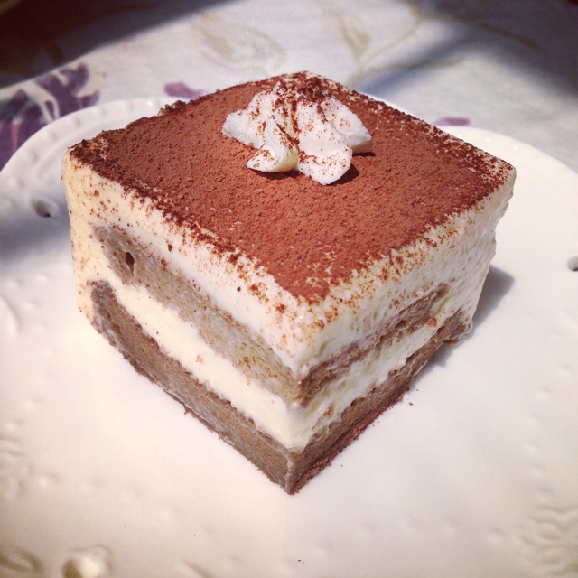 来自法国甜点大师Christophe Felder的硬生版提拉米苏