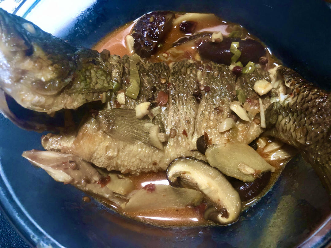 红烧鲫鱼