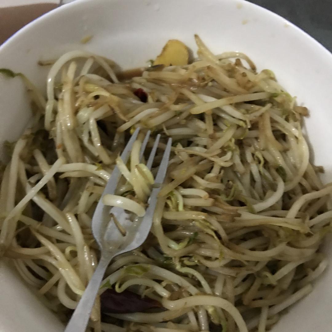 下饭菜：酸辣绿豆芽