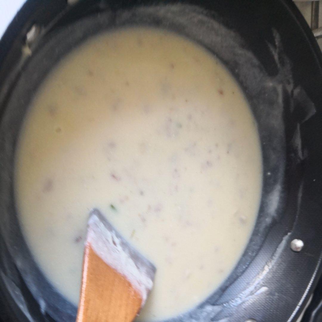 奶油蘑菇浓汤（小朋友超爱）