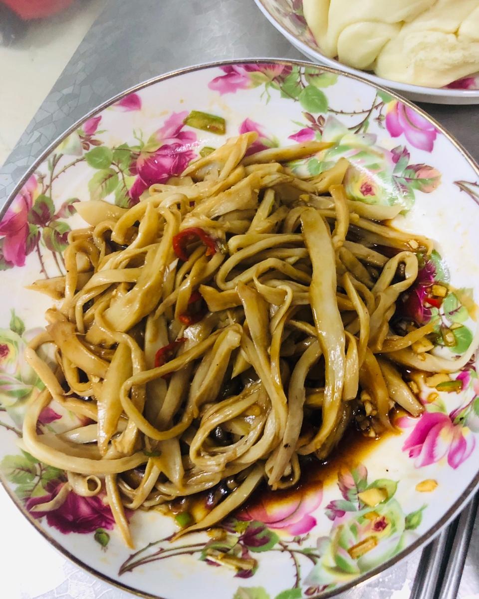 凉拌杏鲍菇