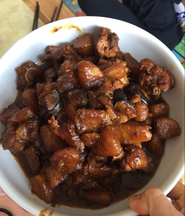 土豆焖鸡腿