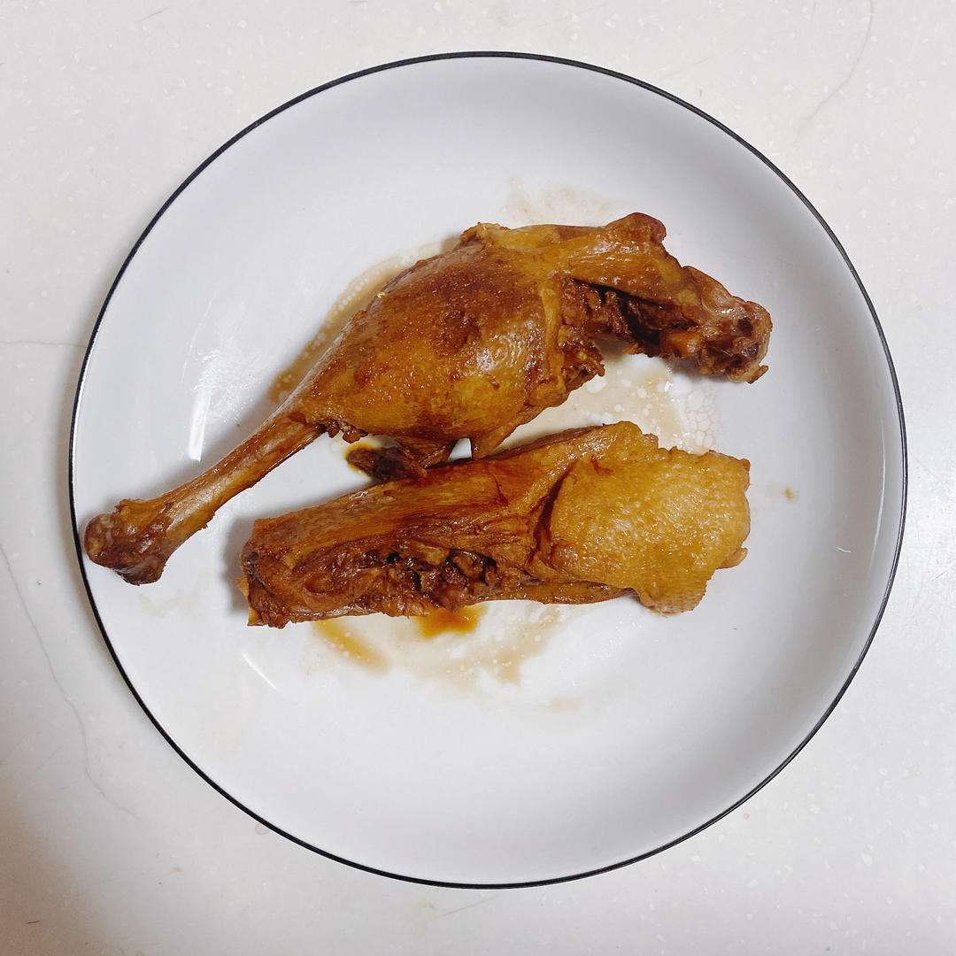 鸭腿这么做，一口气吃两个都不够😍