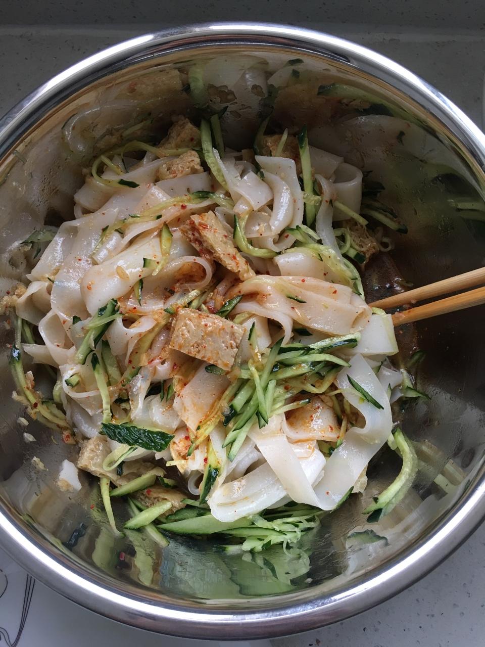 姣儿nzj2做的凉皮