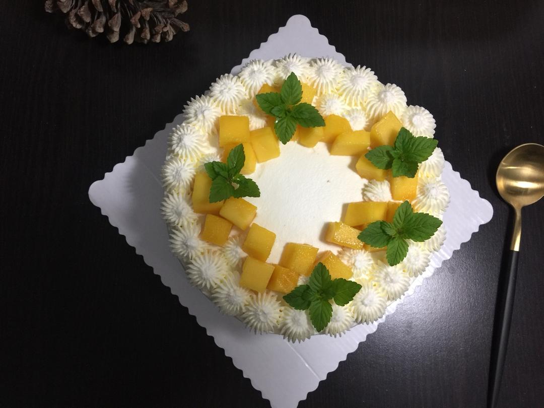 简单的水果生日蛋糕（适合不会摸面的新手）