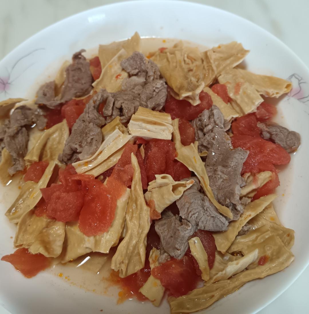 番茄腐竹牛肉的做法