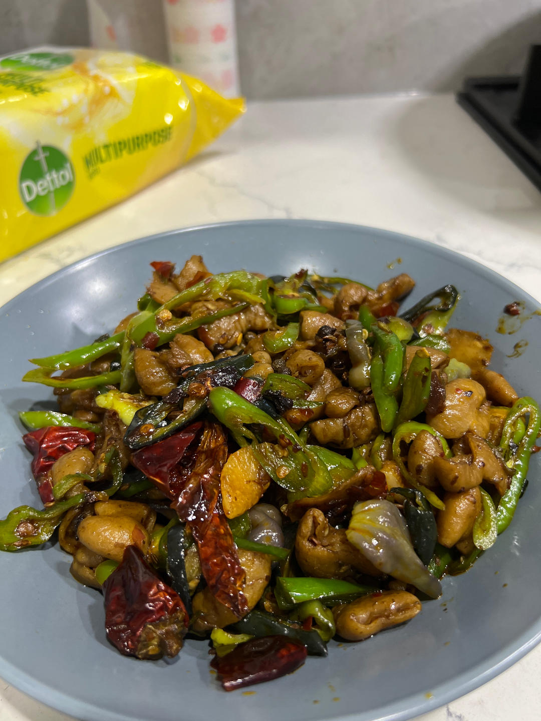 好吃到爆火爆肥肠