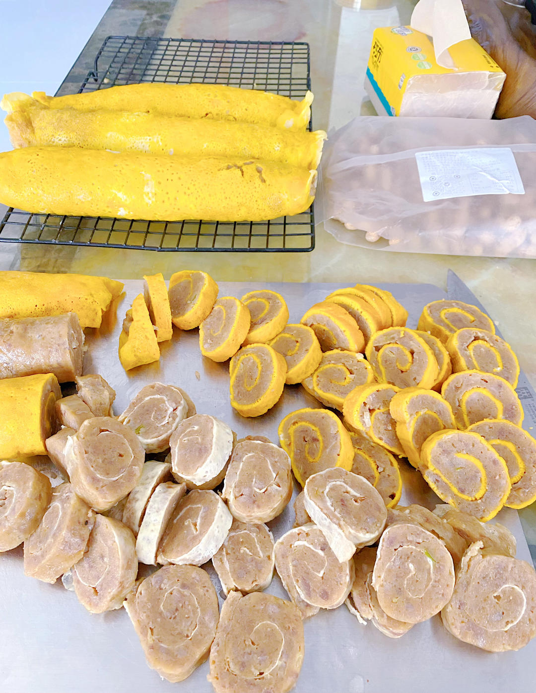 河南开封的扣碗之“卷煎”。