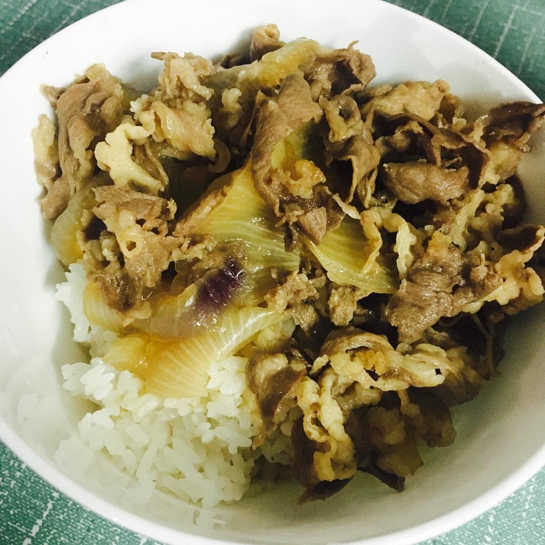 吉野家牛肉饭（牛丼）