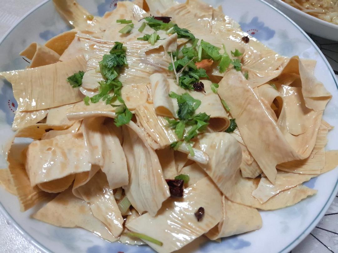 凉拌油豆皮