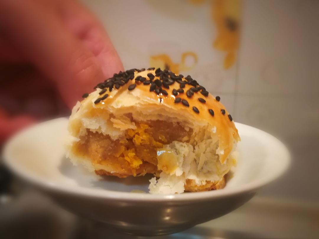 蛋黄酥
