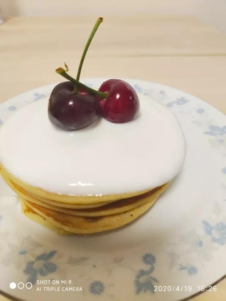 【减脂早餐】无油香蕉松饼（超简单）
