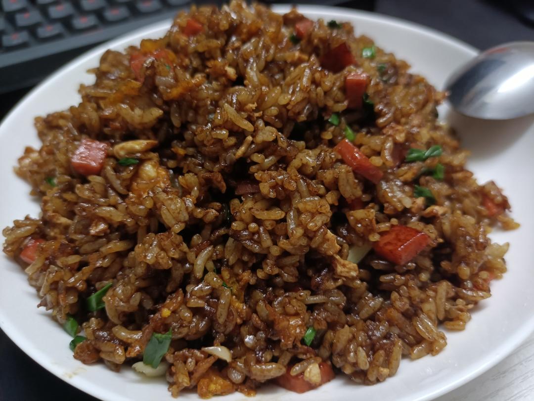 厨师长教你“蛋炒饭”如何做才好吃，答案都在这里面！