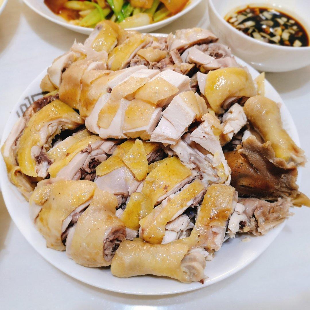 白切鸡-胡姬花古法小榨花生油