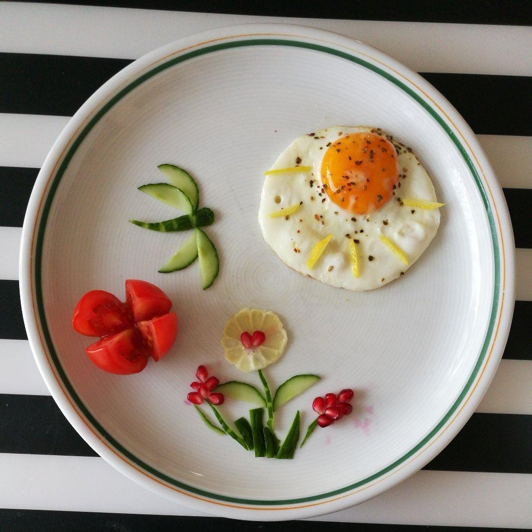 餐桌上的创意盘饰