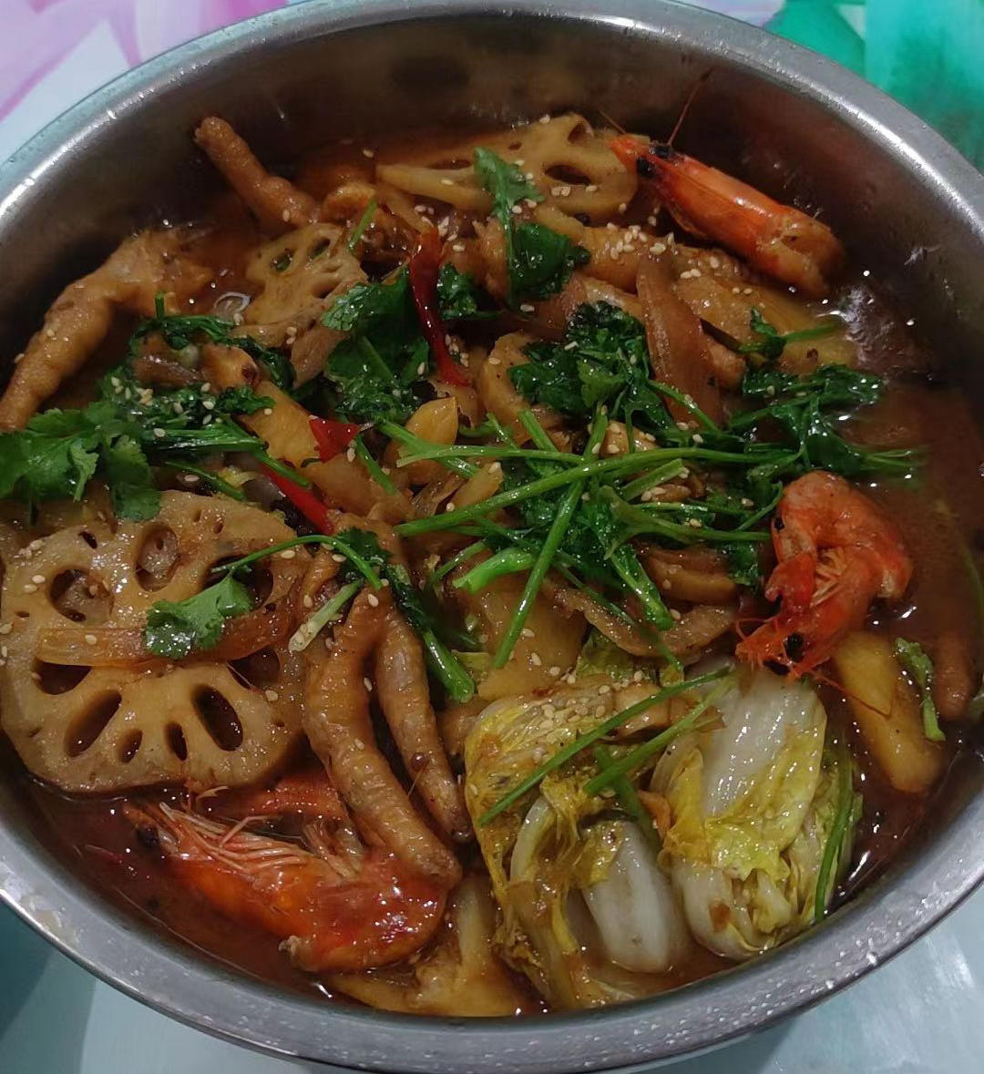 明虾鸡爪煲（超入味）