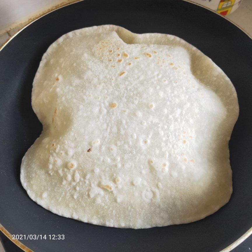 烙春饼(用视频告诉你，这饼有多软)