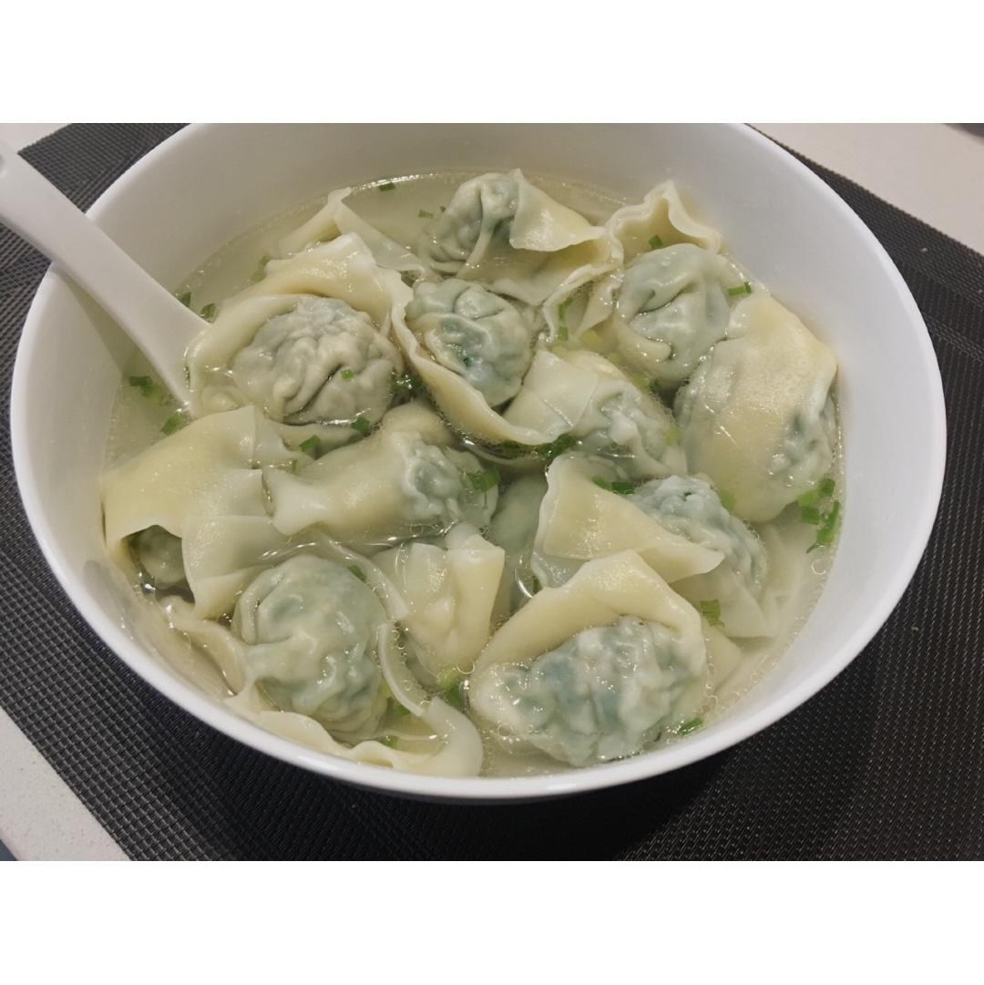 寒露做的菜肉大馄饨