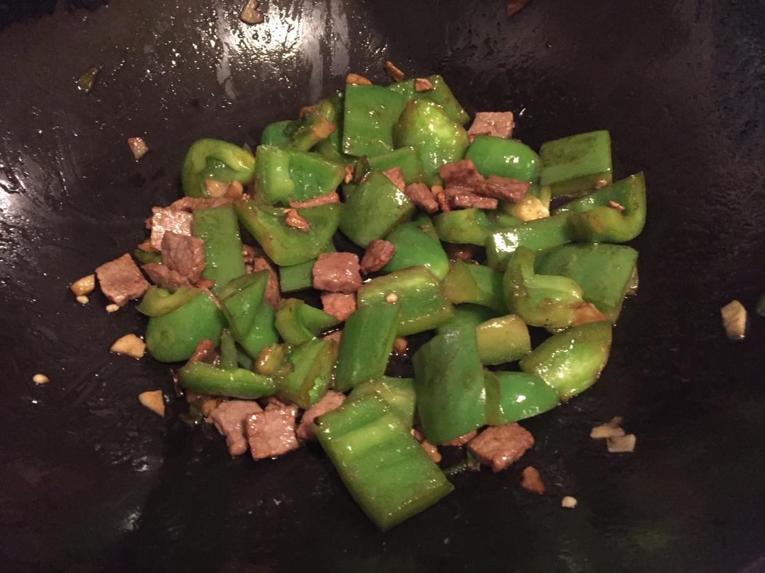 青椒炒肉丝