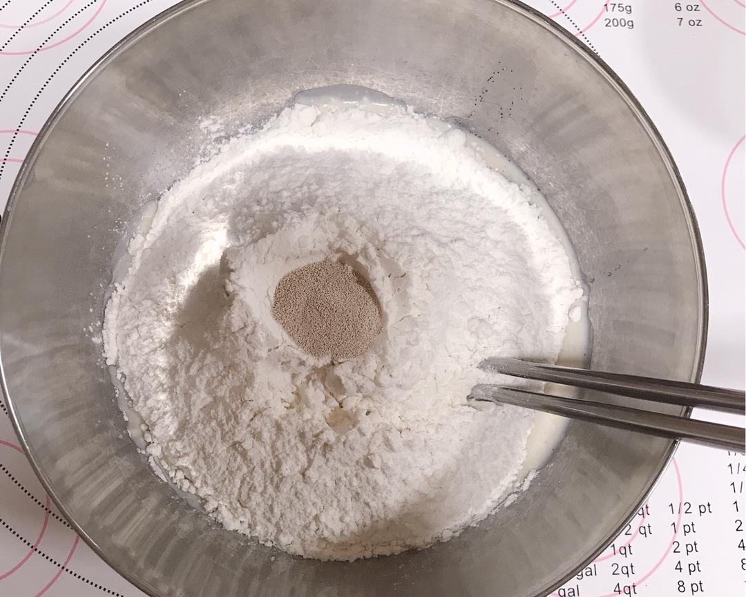 纯奶手撕吐司的做法 步骤1
