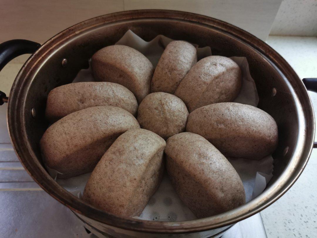 黑麦馒头