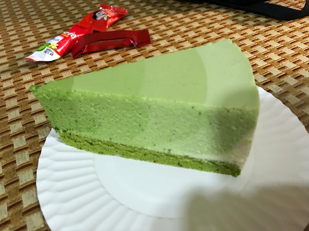 渐变抹茶慕斯蛋糕：我Amanda带着既美又作的抹茶甜点又来了！【曼食慢语】