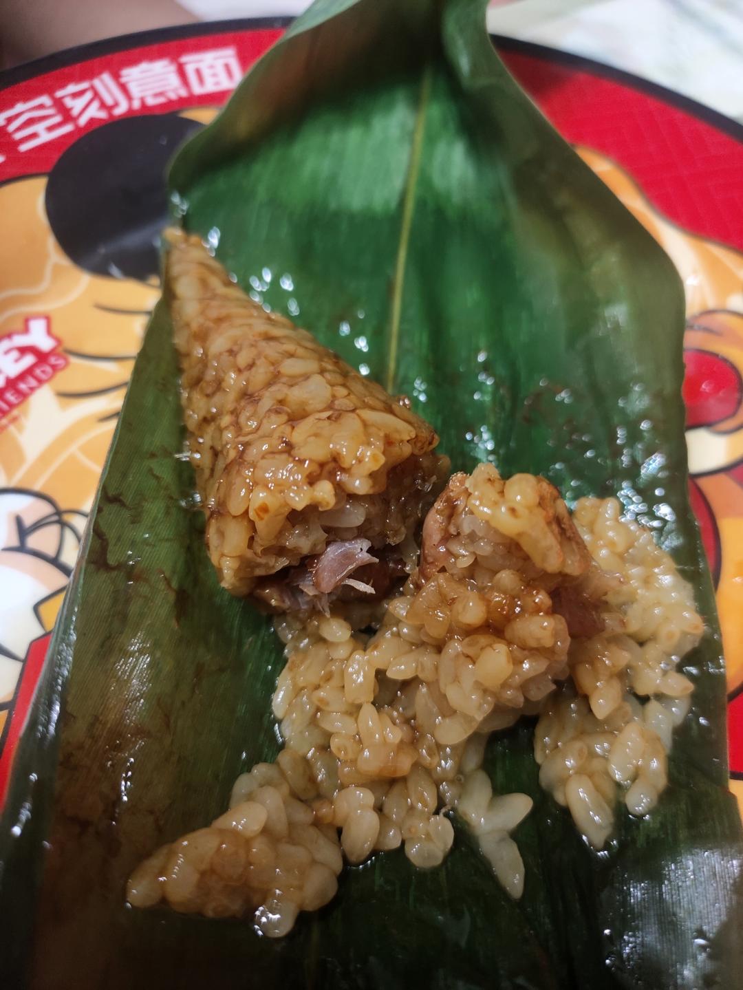 好吃到飞起的肉粽子