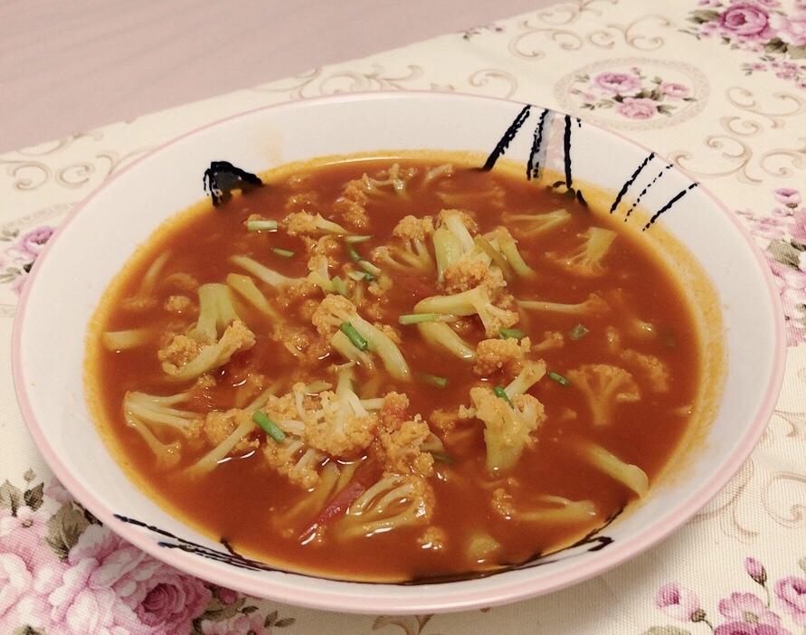 又到减肥季--番茄炒菜花