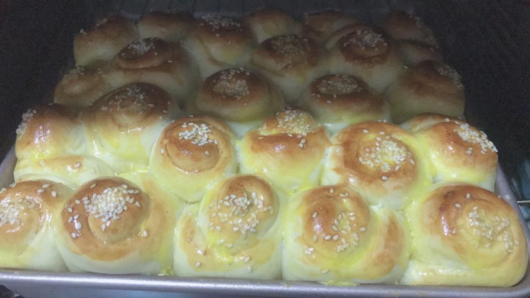 脆底蜂蜜小面包